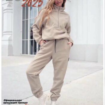 Костюм женский