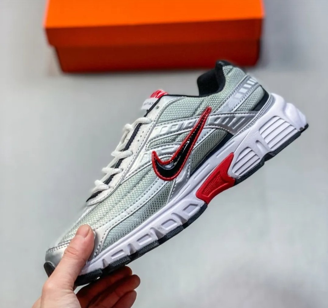 Кроссовки Nike Кроссовки Nike