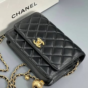 Сумка Chanel HANDBAG Сумка Chanel HANDBAG