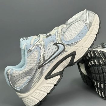 Кроссовки Nike Air