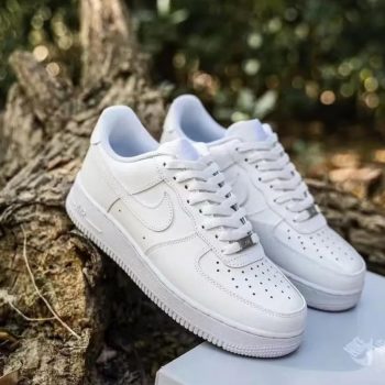 Кроссовки Nike air force 1