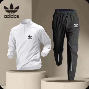 Костюм спортивный