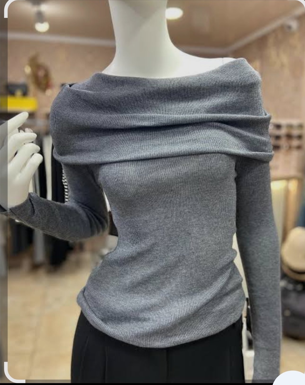 Кофта с открытыми плечами Кофта с открытыми плечами